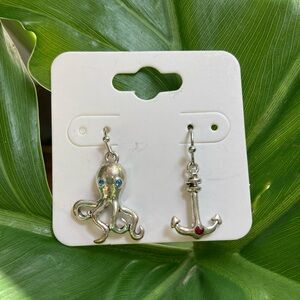 NWT Nautical Y2K Charm Earrings